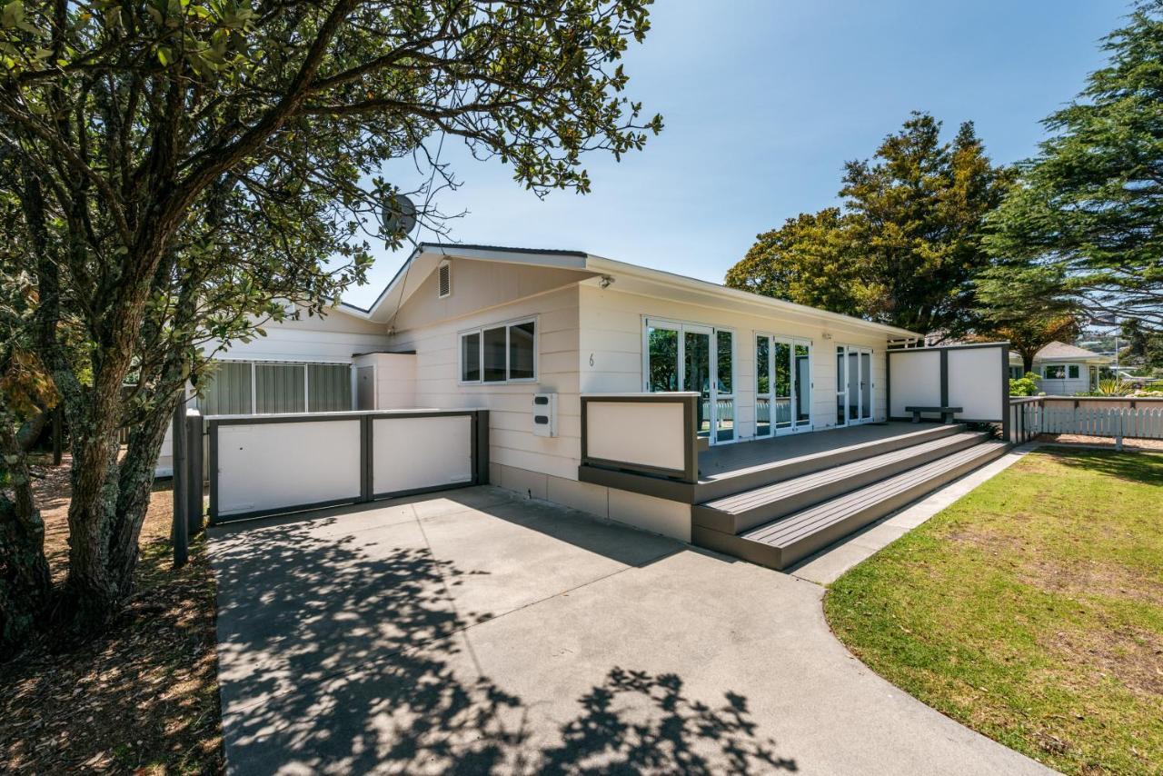 Number Six - Oneroa Holiday Home Exterior foto